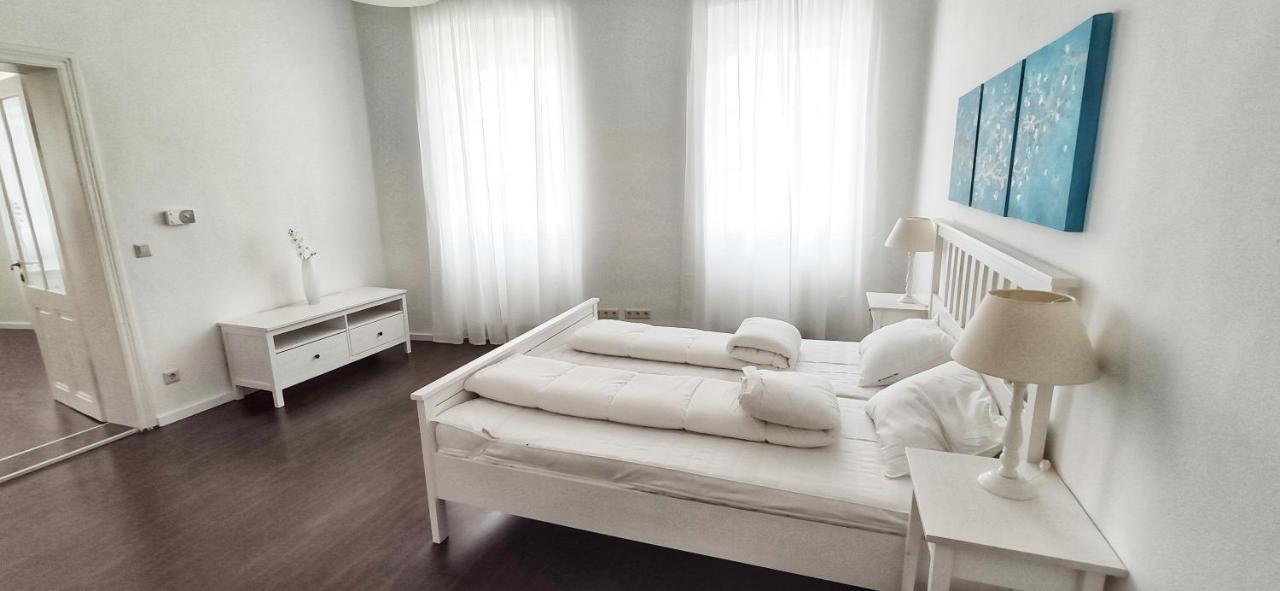Helle Zweiraumwohnung In Wohngebiet Виена Екстериор снимка