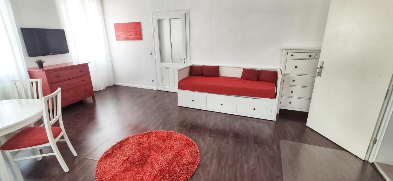 Helle Zweiraumwohnung In Wohngebiet Виена Екстериор снимка
