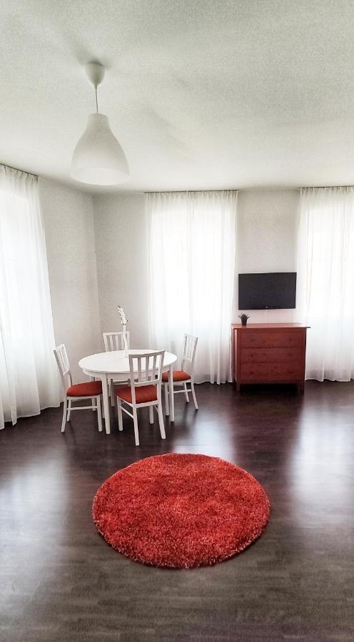 Helle Zweiraumwohnung In Wohngebiet Виена Екстериор снимка