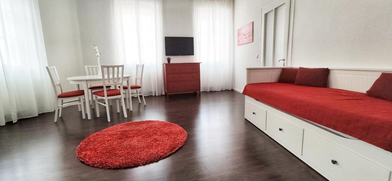 Helle Zweiraumwohnung In Wohngebiet Виена Екстериор снимка