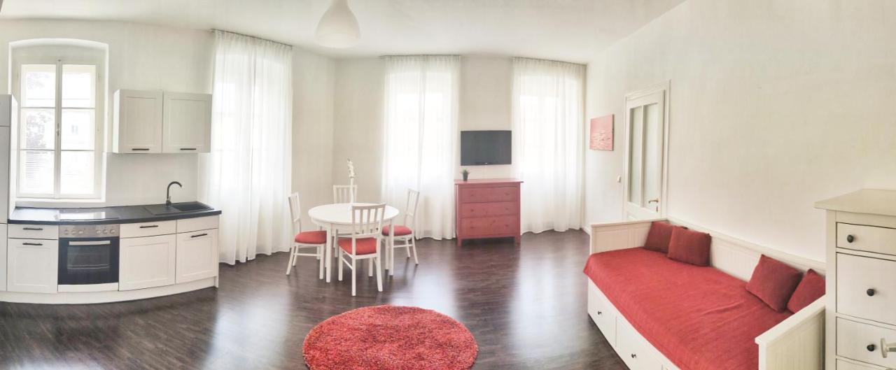 Helle Zweiraumwohnung In Wohngebiet Виена Екстериор снимка