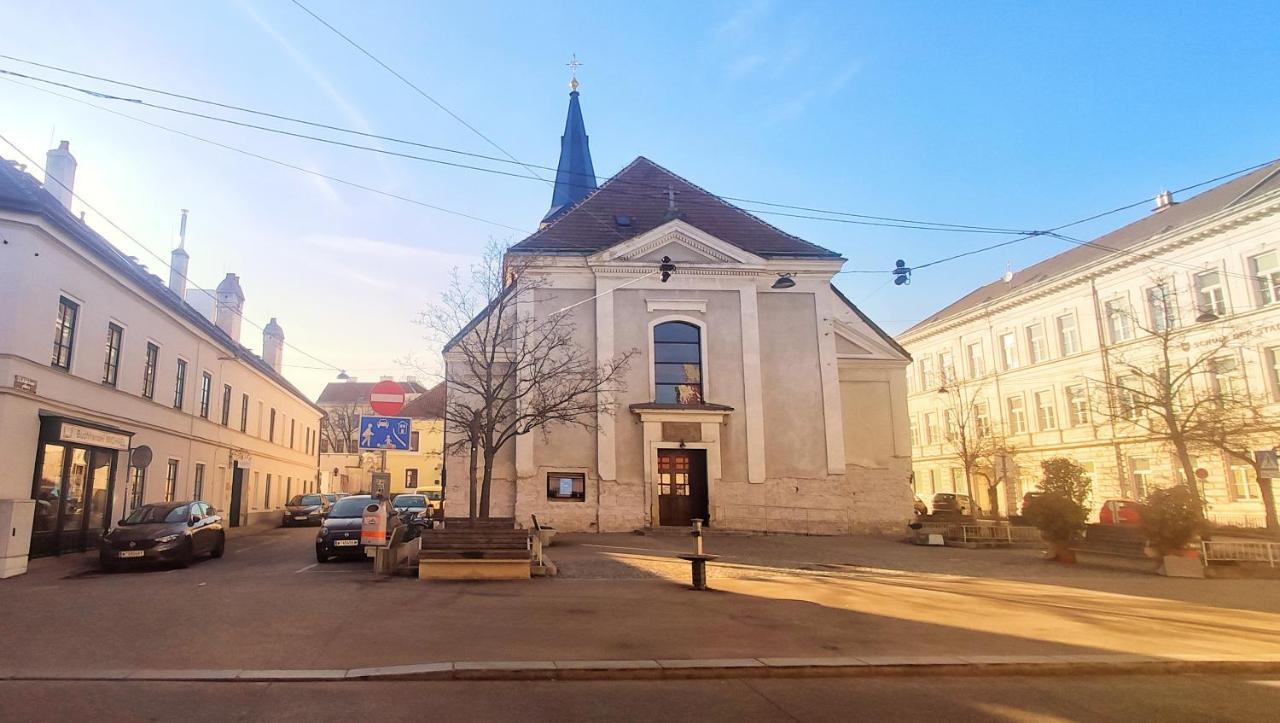 Helle Zweiraumwohnung In Wohngebiet Виена Екстериор снимка